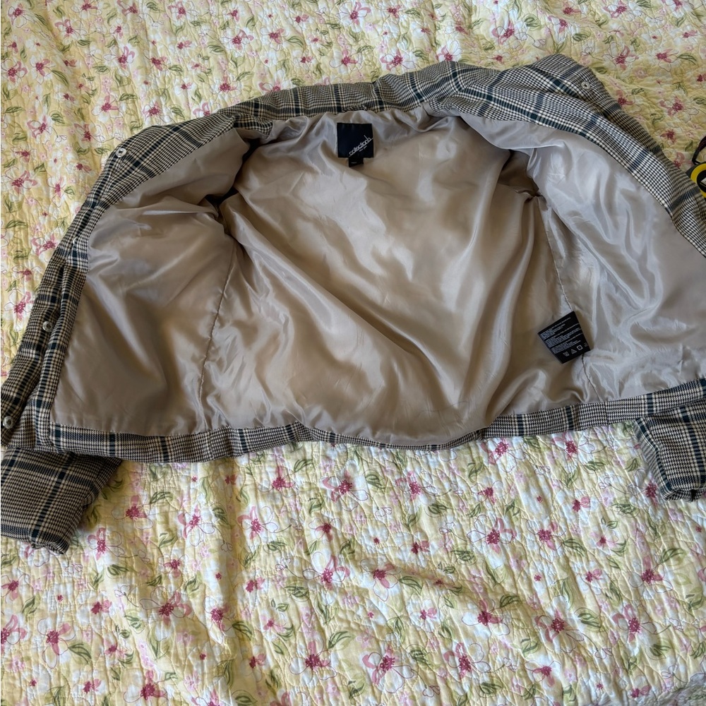 Collectionb New York Girls  Tan Plaid Puffer Jacket Size XS - Picture 8 of 15